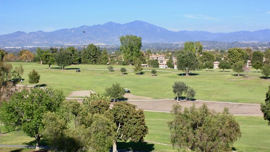 Laguna Woods: California’s Top Retirement Destination (Featured)